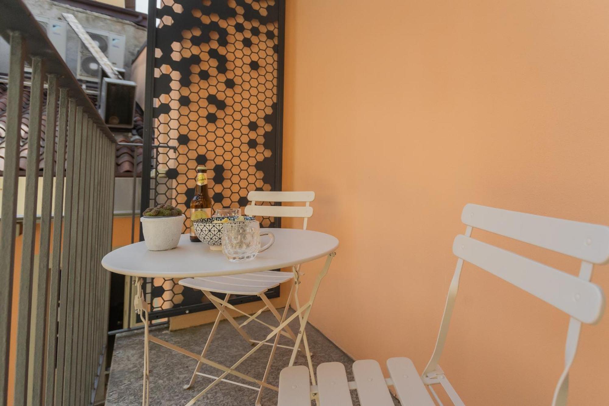 Muralto's Nest By Rent Appartement Côme